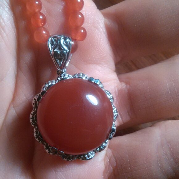Red Onyx and Red Quartzite Beaded Stainless Steel Necklace - Picture 7 of 11